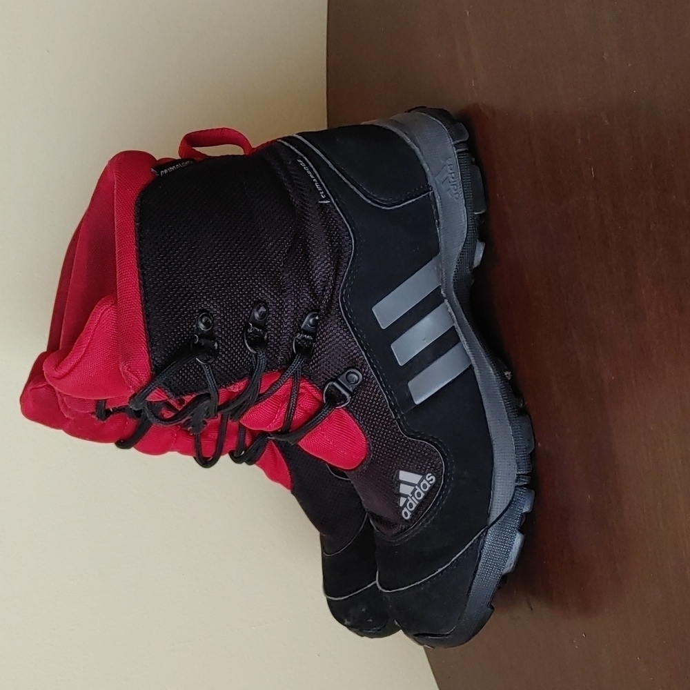 Adidas kids HIgh top sneakers red black size 4‎